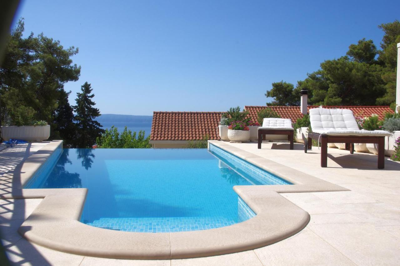 Holiday Home Nevista Сумартин Екстериор снимка