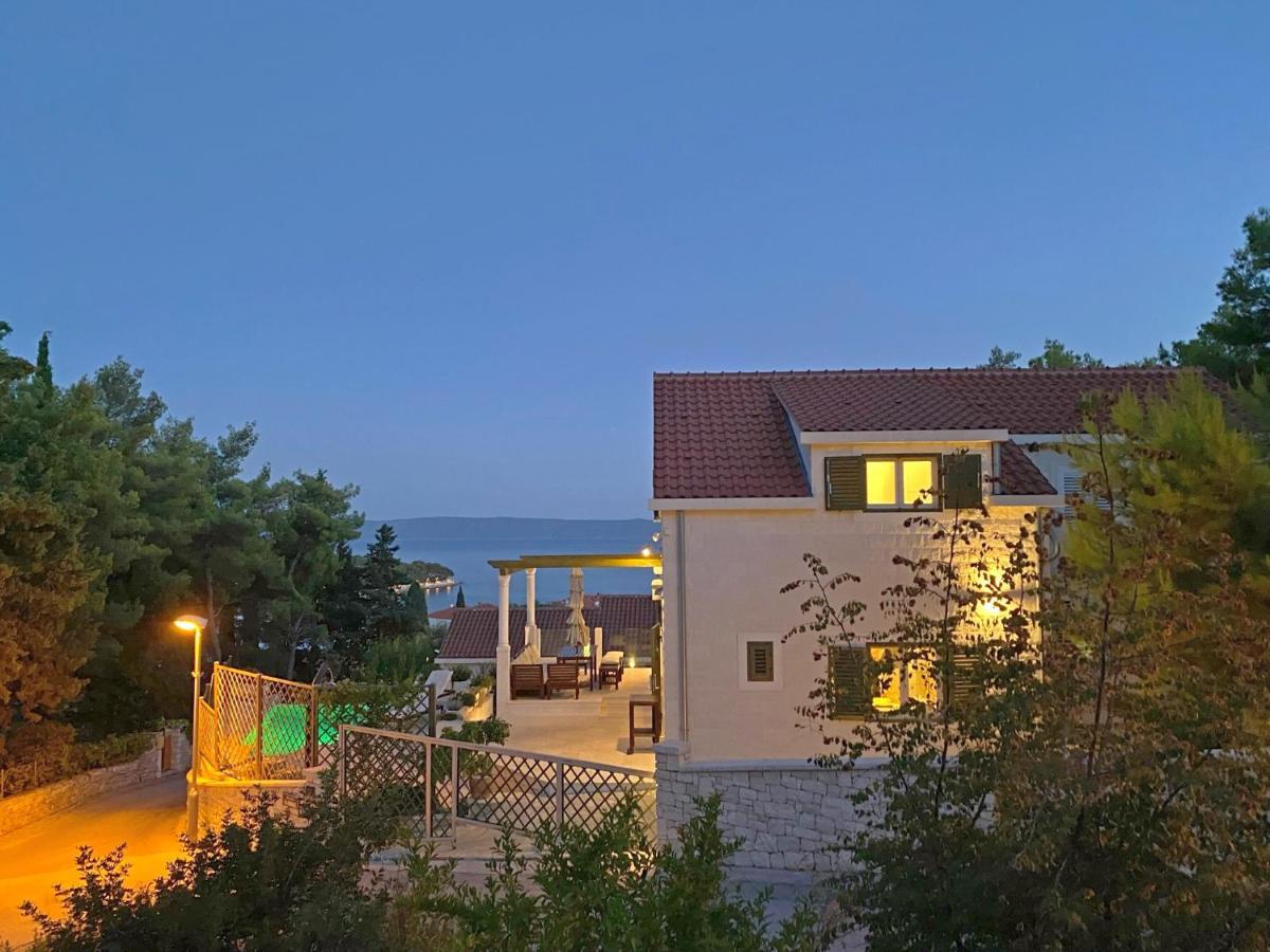 Holiday Home Nevista Сумартин Екстериор снимка