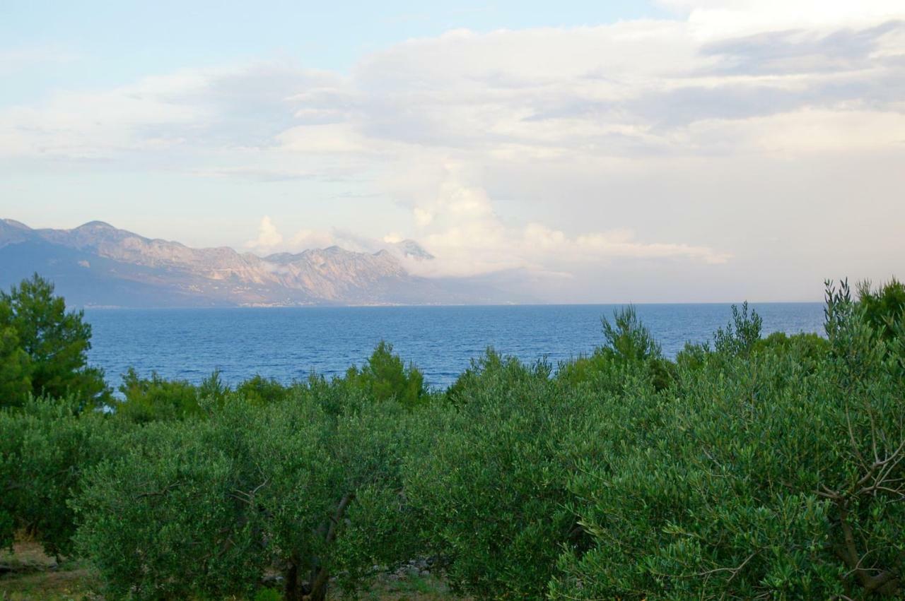 Holiday Home Nevista Сумартин Екстериор снимка