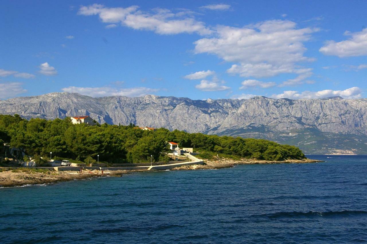 Holiday Home Nevista Сумартин Екстериор снимка